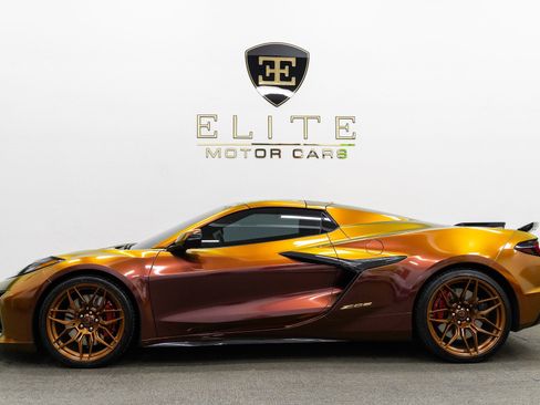 Used 2024 Chevrolet Corvette Z06 image 25