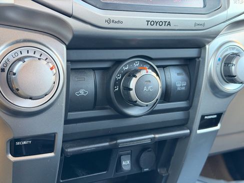 Used 2012 Toyota 4Runner SR5 image 28