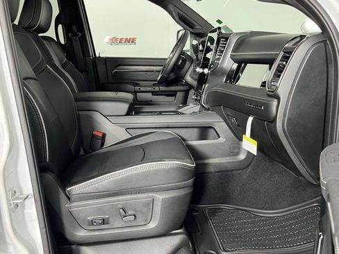 New 2026 RAM 3500 Limited image 33