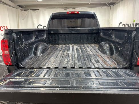 Used 2017 Chevrolet Silverado 1500 LT w/ All Star Edition image 17