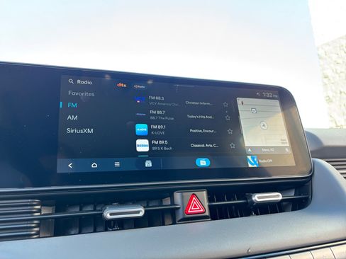 Used 2025 Hyundai Ioniq 5 Limited image 12