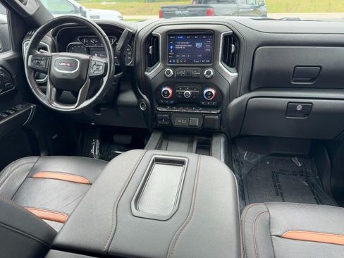 Used 2021 GMC Sierra 1500 AT4 w/ AT4 Preferred Package AWD/4WD image 8