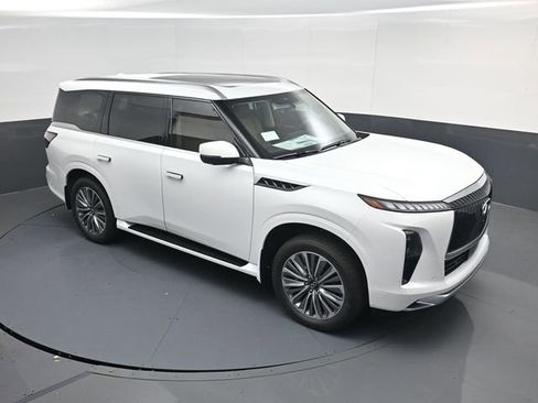 New 2026 INFINITI QX80 Luxe image 42