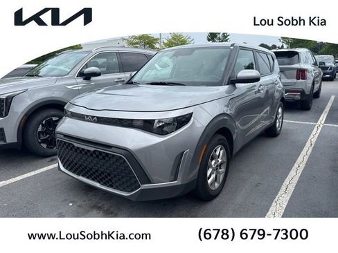 Certified 2025 Kia Soul LX w/ LX Technology Package FWD image 1