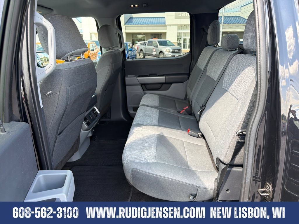 Used 2021 Ford F150 XLT AWD/4WD image 23