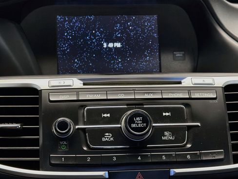 Used 2016 Honda Accord LX image 9