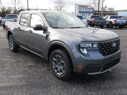 New 2025 Ford Maverick XLT w/ Equipment Group 302A