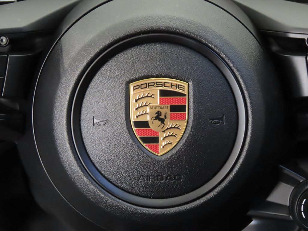 Certified 2025 Porsche Cayenne S AWD/4WD image 21