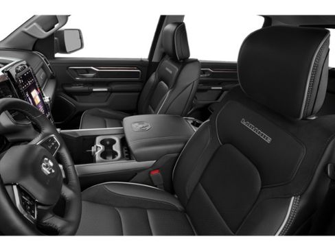 Used 2019 RAM 1500 Laramie w/ Sport Appearance Package AWD/4WD image 6