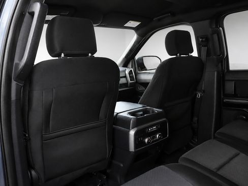 Used 2020 Ford Expedition XLT AWD/4WD image 19