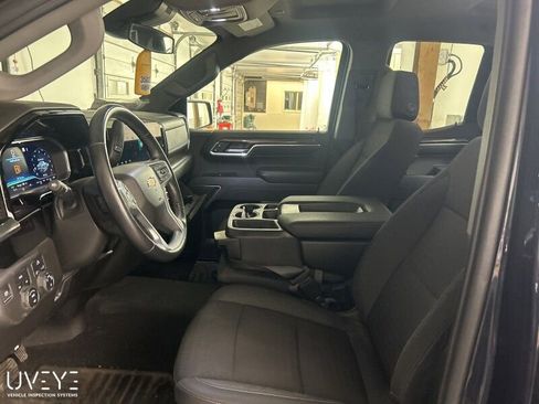 Used 2022 Chevrolet Silverado 1500 LT image 4