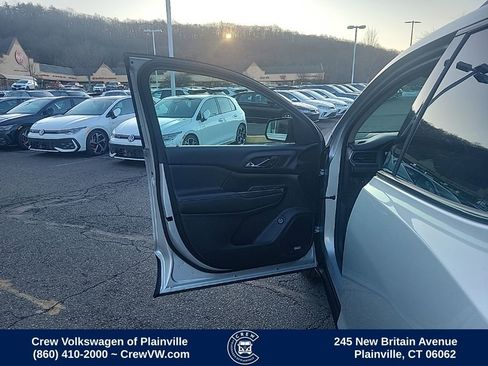 Used 2018 GMC Acadia SLE w/ Driver Alert Package I image 41