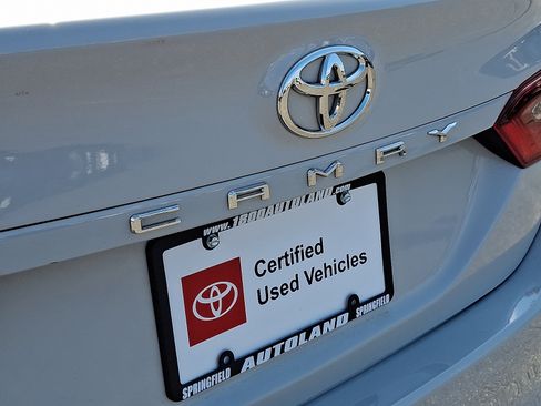 Certified 2022 Toyota Camry LE FWD image 30