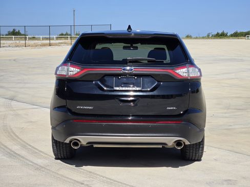 Used 2018 Ford Edge SEL FWD image 7