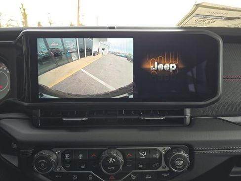 New 2026 Jeep Wrangler Unlimited Rubicon w/ Safety Group image 18