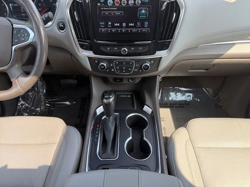 Used 2019 Chevrolet Traverse Premier AWD/4WD image 18