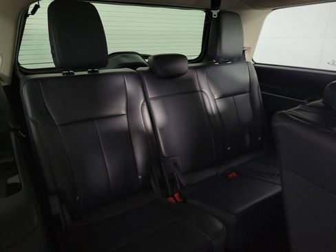 Used 2024 Ford Expedition XLT image 16