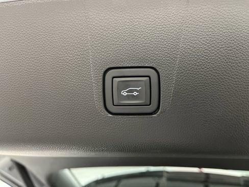 Certified 2023 Chevrolet Traverse RS AWD/4WD image 5