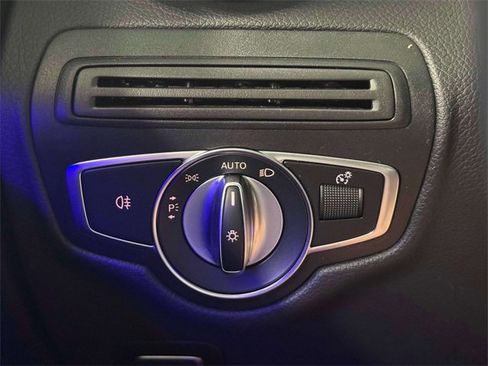 Certified 2022 Mercedes-Benz GLC 300 4MATIC image 17