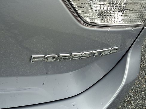 Used 2020 Subaru Forester w/ Alloy Wheel Package image 30