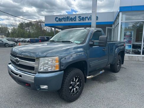 Used 2011 Chevrolet Silverado 1500 LT w/ Interior Plus Package AWD/4WD image 5