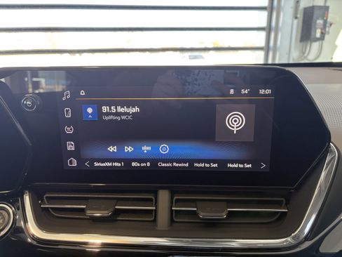 New 2026 Chevrolet Trax ACTIV w/ Sunroof Package image 15