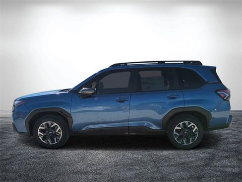 Used 2025 Subaru Forester Premium image 7