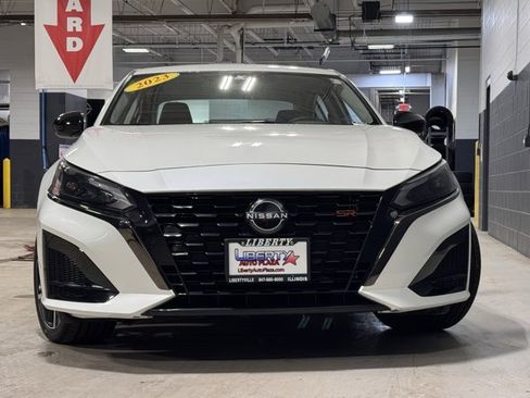 Used 2023 Nissan Altima 2.5 SR w/ SR Premium Package image 33