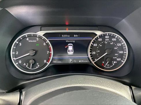Certified 2024 Nissan Sentra SR w/ SR Premium Package FWD image 26