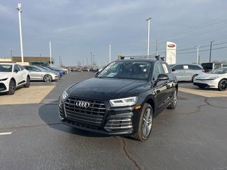 Used 2020 Audi Q5 e Premium Plus video 1