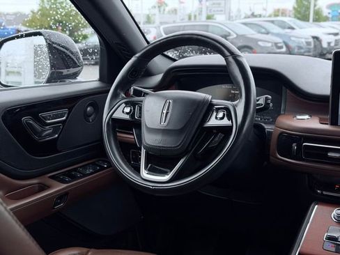 Certified 2023 Lincoln Aviator Reserve w/ Equipment Group 201A AWD/4WD image 31