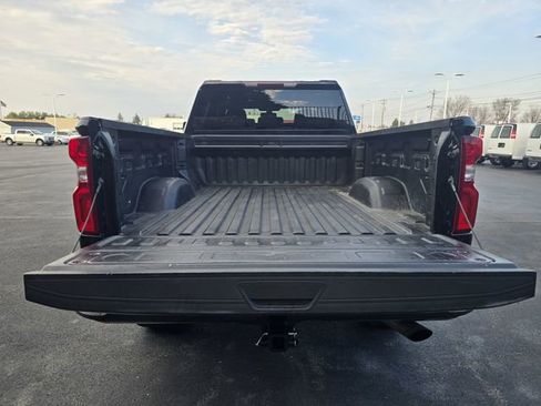Used 2020 Chevrolet Silverado 2500 Custom w/ Custom Value Package AWD/4WD image 5