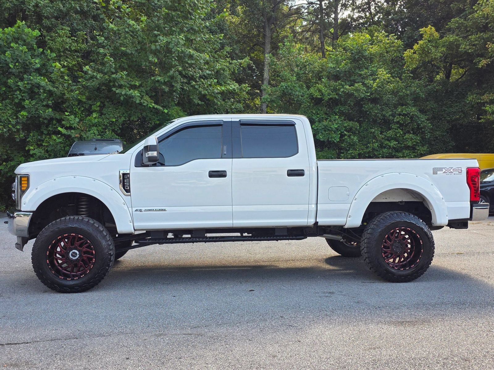 Used 2019 Ford F250 XLT AWD/4WD image 4
