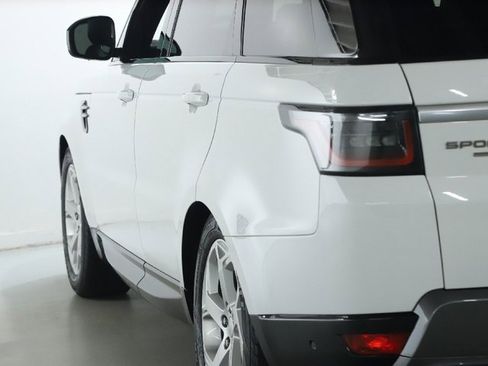 Used 2019 Land Rover Range Rover Sport HSE image 6