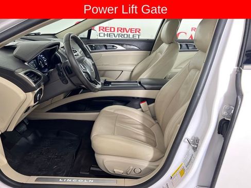 Used 2019 Lincoln MKZ Reserve image 11