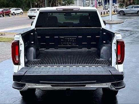 Used 2025 GMC Sierra 1500 SLT image 7