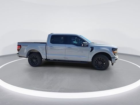 New 2026 Ford F150 XLT w/ Equipment Group 302A MID image 9