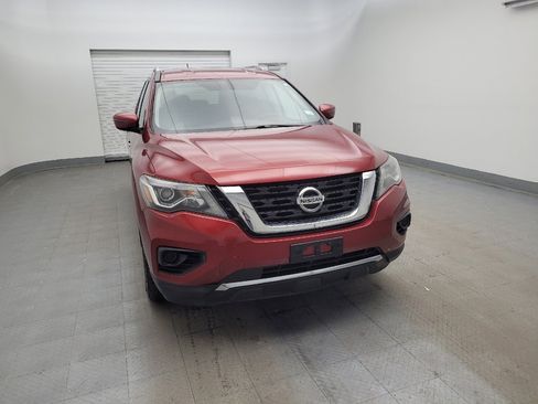 Used 2017 Nissan Pathfinder S image 14