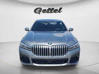 Used 2021 BMW 750i xDrive w/ Luxury Rear Seating Package AWD/4WD video 2