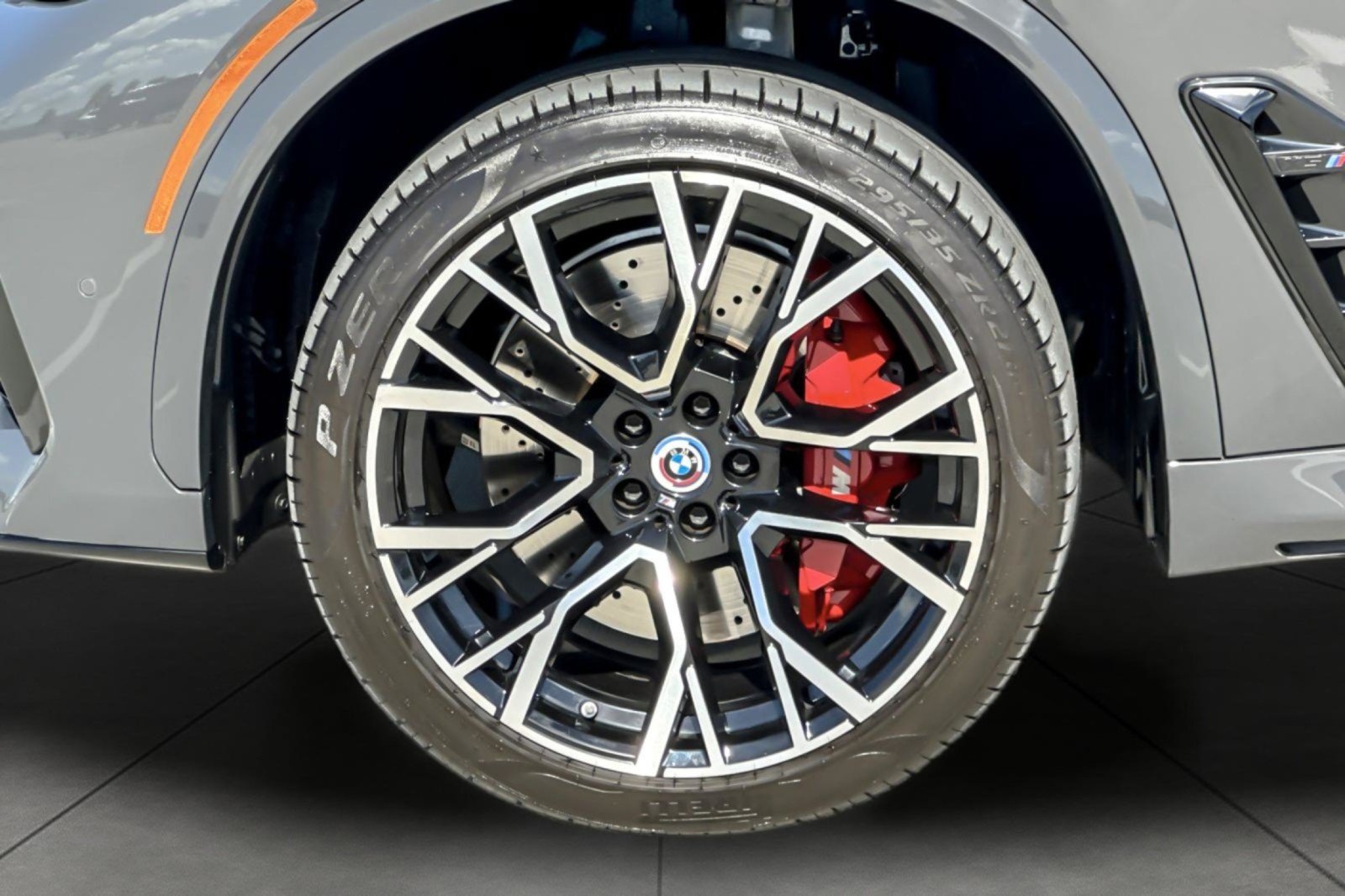 Used 2022 BMW X5 M w/ Competition Package 2 AWD/4WD image 26