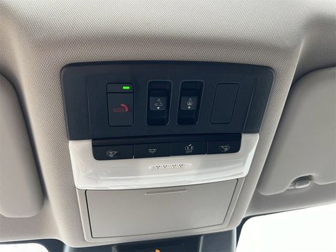 Certified 2023 Nissan Rogue SV w/ SV Premium B Package image 24