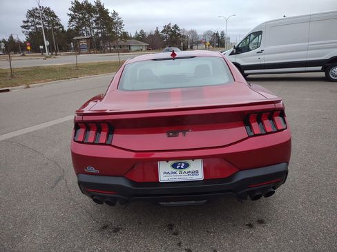Used 2024 Ford Mustang GT Premium image 4