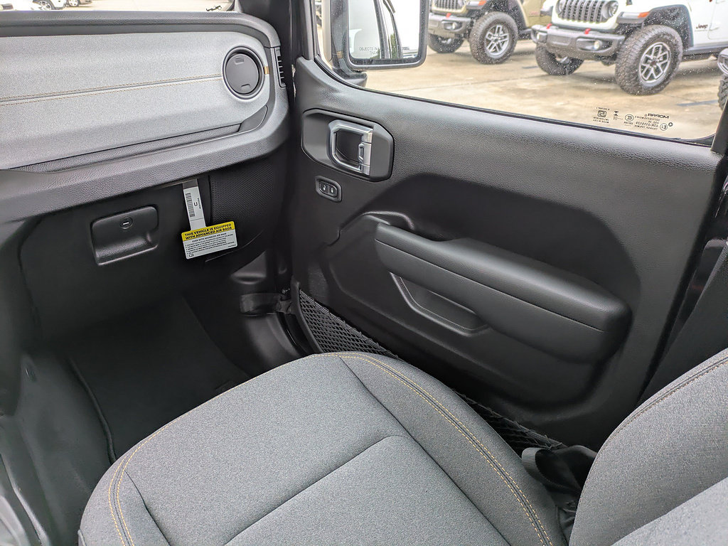 New 2026 Jeep Gladiator Sport AWD/4WD image 17