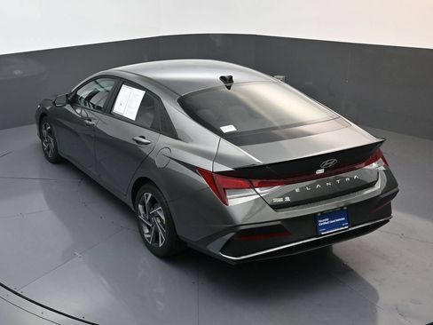 Certified 2025 Hyundai Elantra Sport w/ Cargo Package FWD image 19