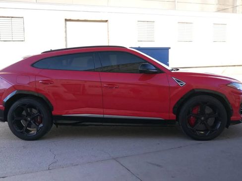 Used 2019 Lamborghini Urus image 6