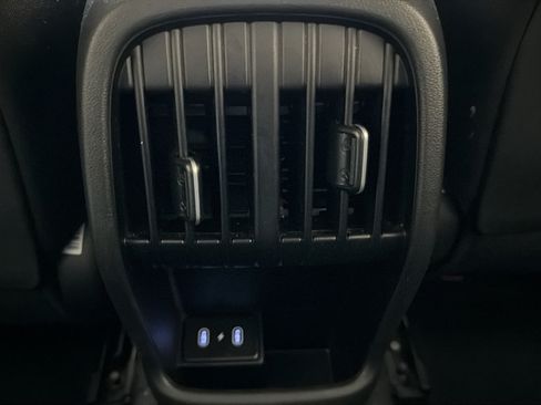 Used 2024 Hyundai Kona SEL AWD/4WD image 16