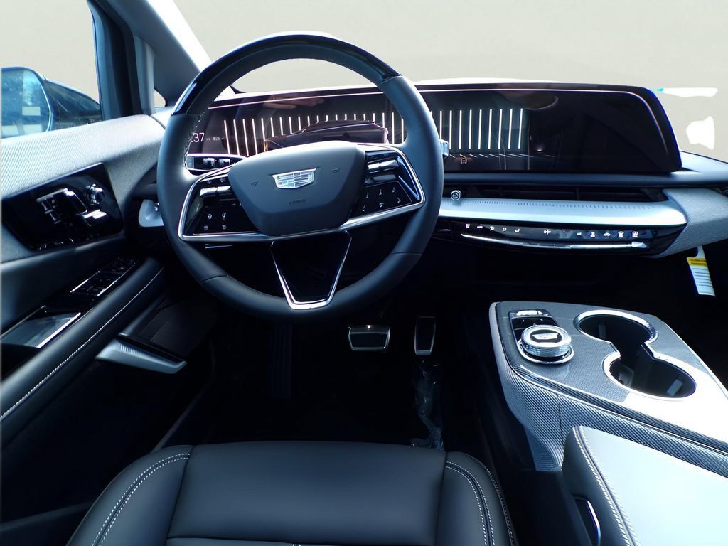 New 2026 Cadillac Optiq Luxury 1 AWD/4WD image 9