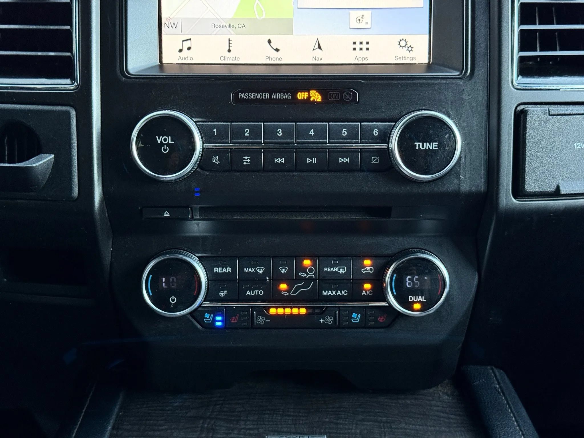 Used 2018 Ford Expedition Max Limited AWD/4WD image 36