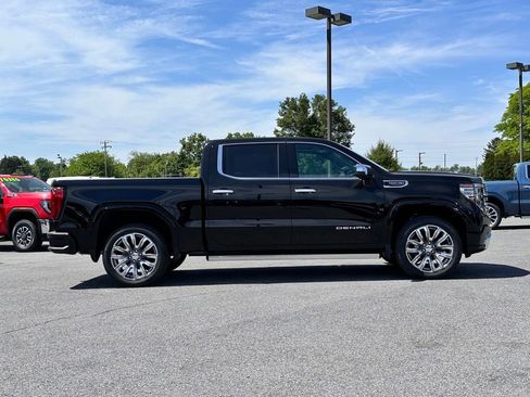 New 2026 GMC Sierra 1500 Denali w/ Denali Reserve Package AWD/4WD image 3