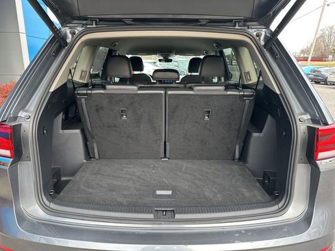 Used 2024 Volkswagen Atlas SE image 9